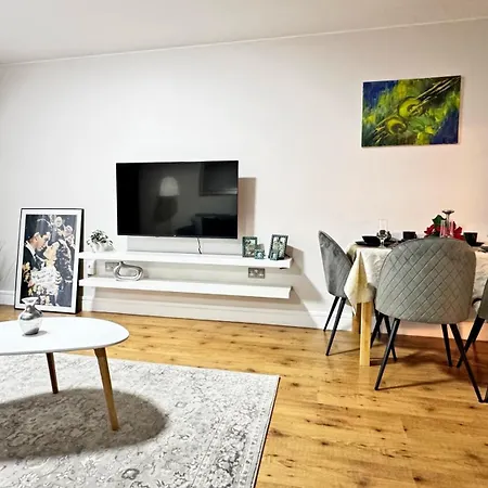 Docklands Waterfront Luxury Appartamento