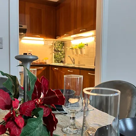 Docklands Waterfront Luxury