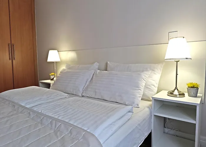 Docklands Waterfront Luxury