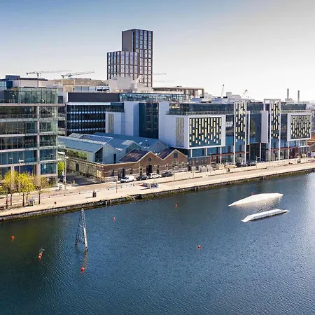 Docklands Waterfront Luxury 公寓 都柏林